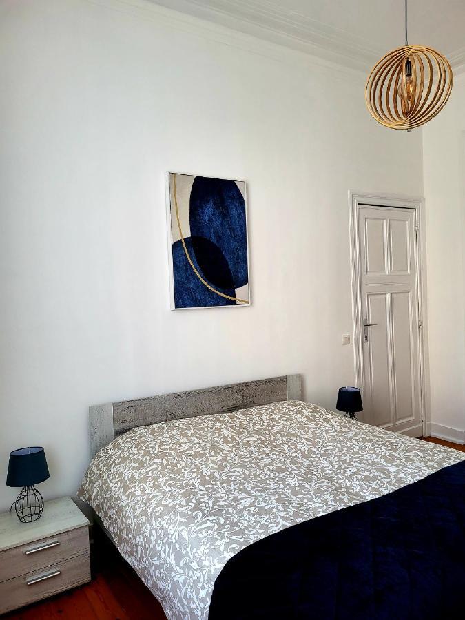 Brussels Bed & Blockchain Private Rooms With Shared Bathroom Exterior photo