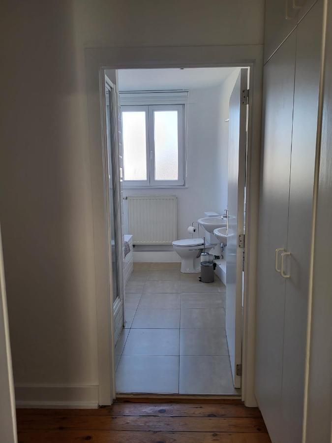 Brussels Bed & Blockchain Private Rooms With Shared Bathroom Etterbeek Exterior photo